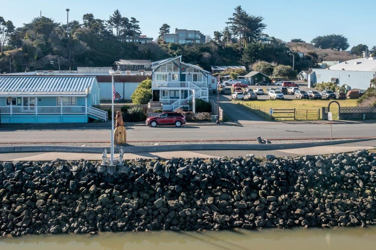 Bandon Marina Inn Exterior photo