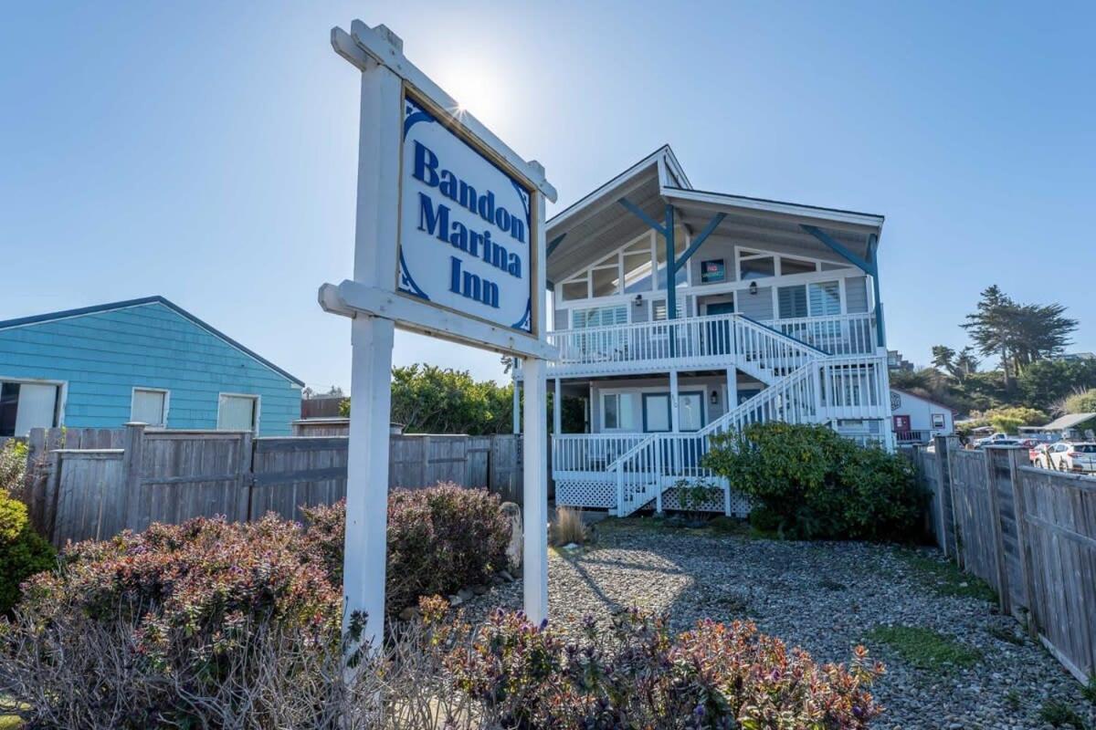 Bandon Marina Inn Exterior photo